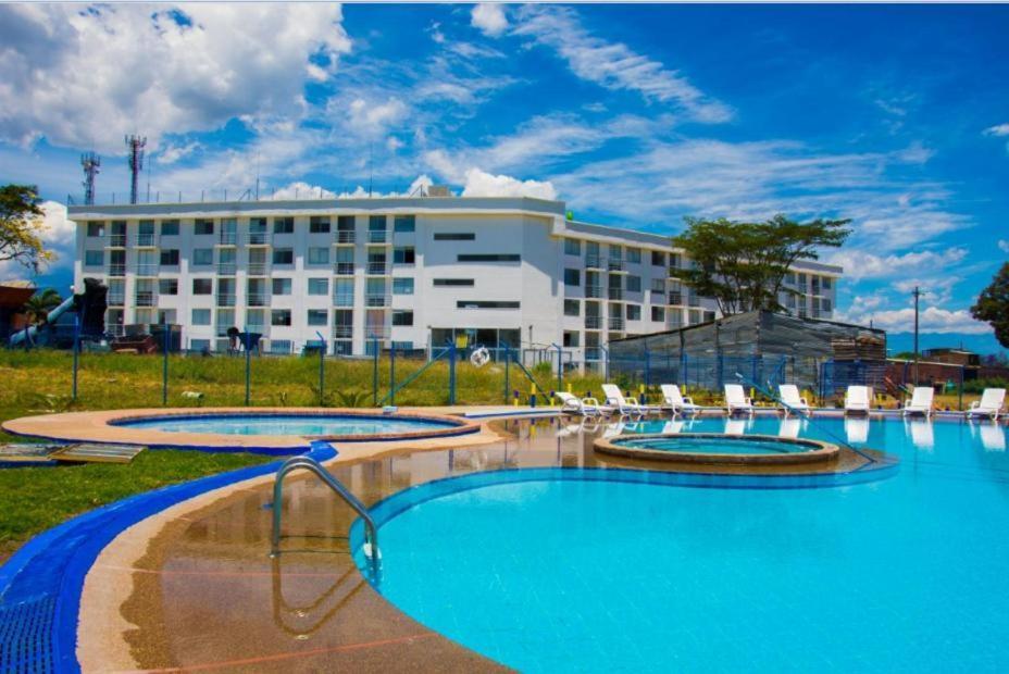 Apartamento Cerca Parque Del Cafe Con Piscina Montenegro Exteriér fotografie